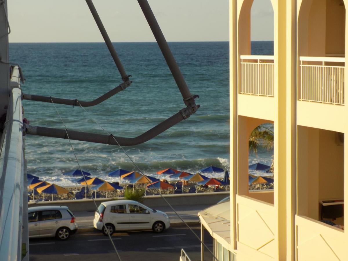 Marilyn Apartments Rethymno Esterno foto